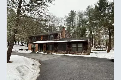 102 Fallkill Road #1W, Hyde Park, NY 12538 - Photo 1