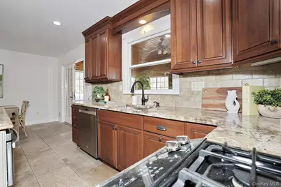 45 Capral Lane, New City, NY 10956 - Photo 12