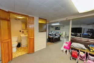 219 Pond Rd, Bohemia, NY 11716 - Photo 26