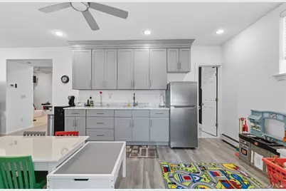 12 Crestview Drive, White Plains, NY 10604 - Photo 22