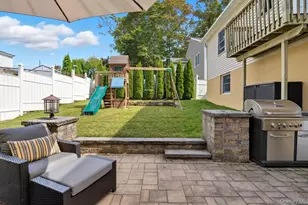 12 Crestview Dr, White Plains, NY 10604 - Photo 30