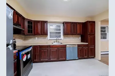 220 Benson Avenue #2, Elmont, NY 11003 - Photo 2