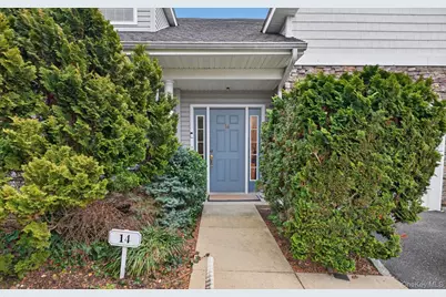 14 Miro Place, Port Washington, NY 11050 - Photo 2