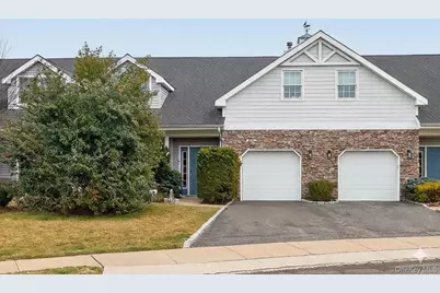 14 Miro Place, Port Washington, NY 11050 - Photo 1