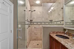 14 Miro Pl, Port Washington, NY 11050 - Photo 18