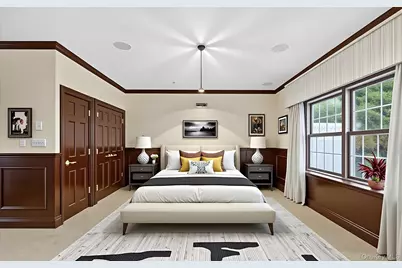 14 Miro Place, Port Washington, NY 11050 - Photo 12