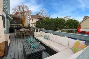 25 Centre St, Lynbrook, NY 11563 - Photo 22