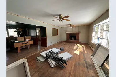 802 Tooker Avenue, West Babylon, NY 11704 - Photo 2