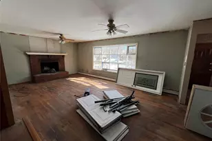 802 Tooker Ave, West Babylon, NY 11704 - Photo 10