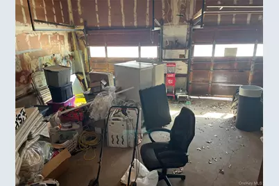 802 Tooker Avenue, West Babylon, NY 11704 - Photo 12