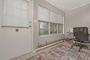 406 Woodbridge Dr, Ridge, NY 11961 - Photo 4