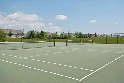 110 Brattle Circle, Melville, NY 11747 - Photo 34