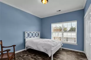 110 Brattle Cir, Melville, NY 11747 - Photo 24