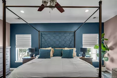 110 Brattle Circle, Melville, NY 11747 - Photo 18