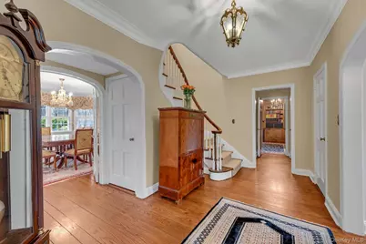 3 Barkers Point Road, Port Washington, NY 11050 - Photo 4