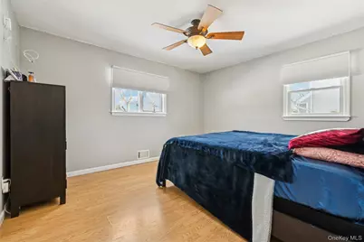 18 W Court Drive, Centereach, NY 11720 - Photo 14