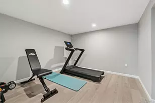 18 W Court Dr, Centereach, NY 11720 - Photo 24