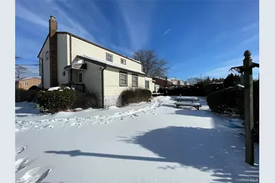 1286 America Avenue, West Babylon, NY 11704 - Photo 32