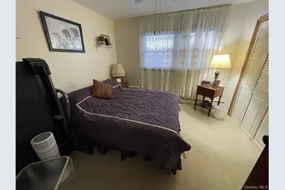 1286 America Avenue, West Babylon, NY 11704 - Photo 16