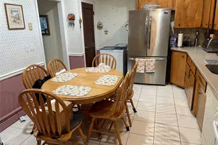 1286 America Ave, West Babylon, NY 11704 - Photo 8