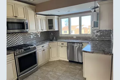 50 Florence Avenue, Freeport, NY 11520 - Photo 4