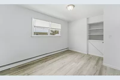 222 Blue Point Road, Farmingville, NY 11738 - Photo 22