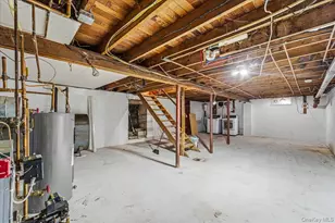 222 Blue Point Rd, Farmingville, NY 11738 - Photo 28