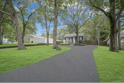 222 Blue Point Road, Farmingville, NY 11738 - Photo 34