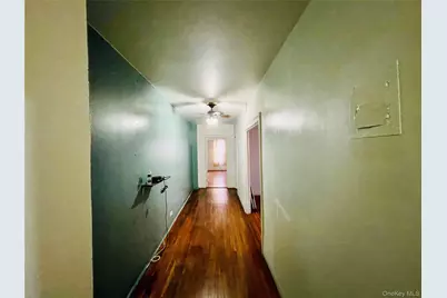 2199 Holland Avenue #3E, Bronx, NY 10462 - Photo 4