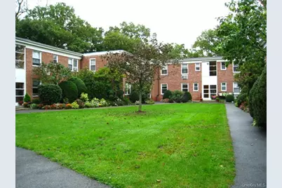 4 Wildwood Road #A8, Hartsdale, NY 10530 - Photo 2