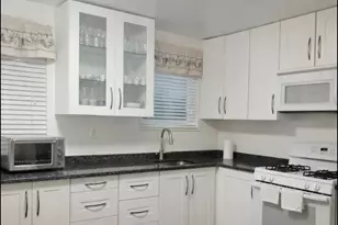 218-09 73 Ave, Bayside, NY 11364 - Photo 16