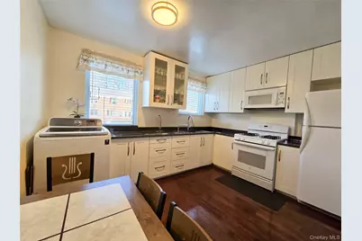 218-09 73 Avenue #1, Bayside, NY 11364 - Photo 4