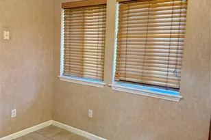 908 Scenic Ln, Poughkeepsie, NY 12603 - Photo 6