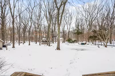 169 Hickory Street, Port Jefferson, NY 11776 - Photo 34