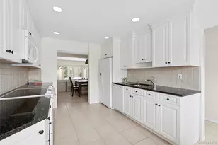 137 Woodlake Dr W, Woodbury, NY 11797 - Photo 4