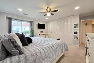 392 Clubhouse Ct, Coram, NY 11727 - Photo 16