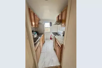 10460 Roosevelt Avenue, Corona, NY 11368 - Photo 6