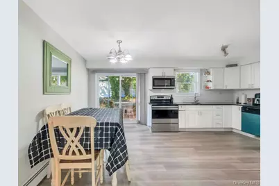 382 Boyle Road, Selden, NY 11784 - Photo 14