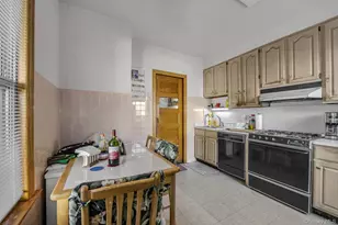 104-47 89th Ave, Richmond Hill, NY 11418 - Photo 6