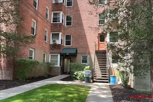 70 Locust Ave, New Rochelle, NY 10801 - Photo 2