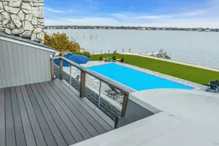 17 Romana Dr, Hampton Bays, NY 11946 - Photo 46