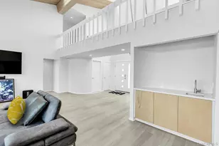 17 Romana Dr, Hampton Bays, NY 11946 - Photo 8