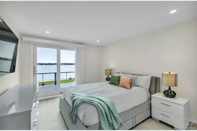 17 Romana Drive, Hampton Bays, NY 11946 - Photo 24