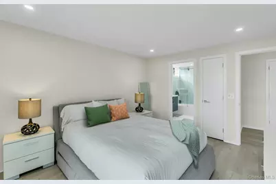 17 Romana Drive, Hampton Bays, NY 11946 - Photo 26