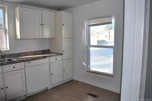 22 Dekay Rd, Warwick, NY 10990 - Photo 6