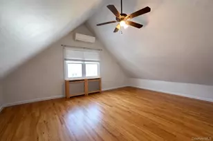 76-30 172nd St, Fresh Meadows, NY 11366 - Photo 8