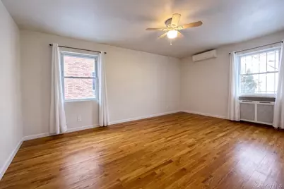 76-30 172nd Street, Fresh Meadows, NY 11366 - Photo 4