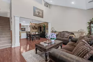 170 Southampton Dr, Massapequa, NY 11758 - Photo 10