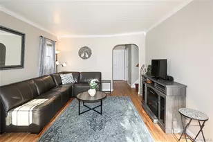 58 Elm Ct, New Hyde Park, NY 11040 - Photo 4