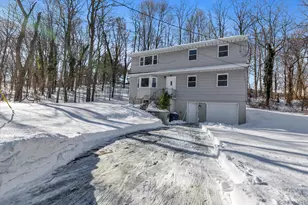 153 Vernon Valley Rd, East Northport, NY 11731 - Photo 2